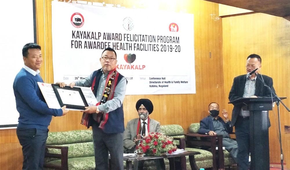 Winner of the Best CHC conferred to Changtongya CHC, Mokokchung during the Kayakalp Award felicitation programme held at the Directorate of Health & Family Welfare, Kohima on March 26. (DIPR Photo)